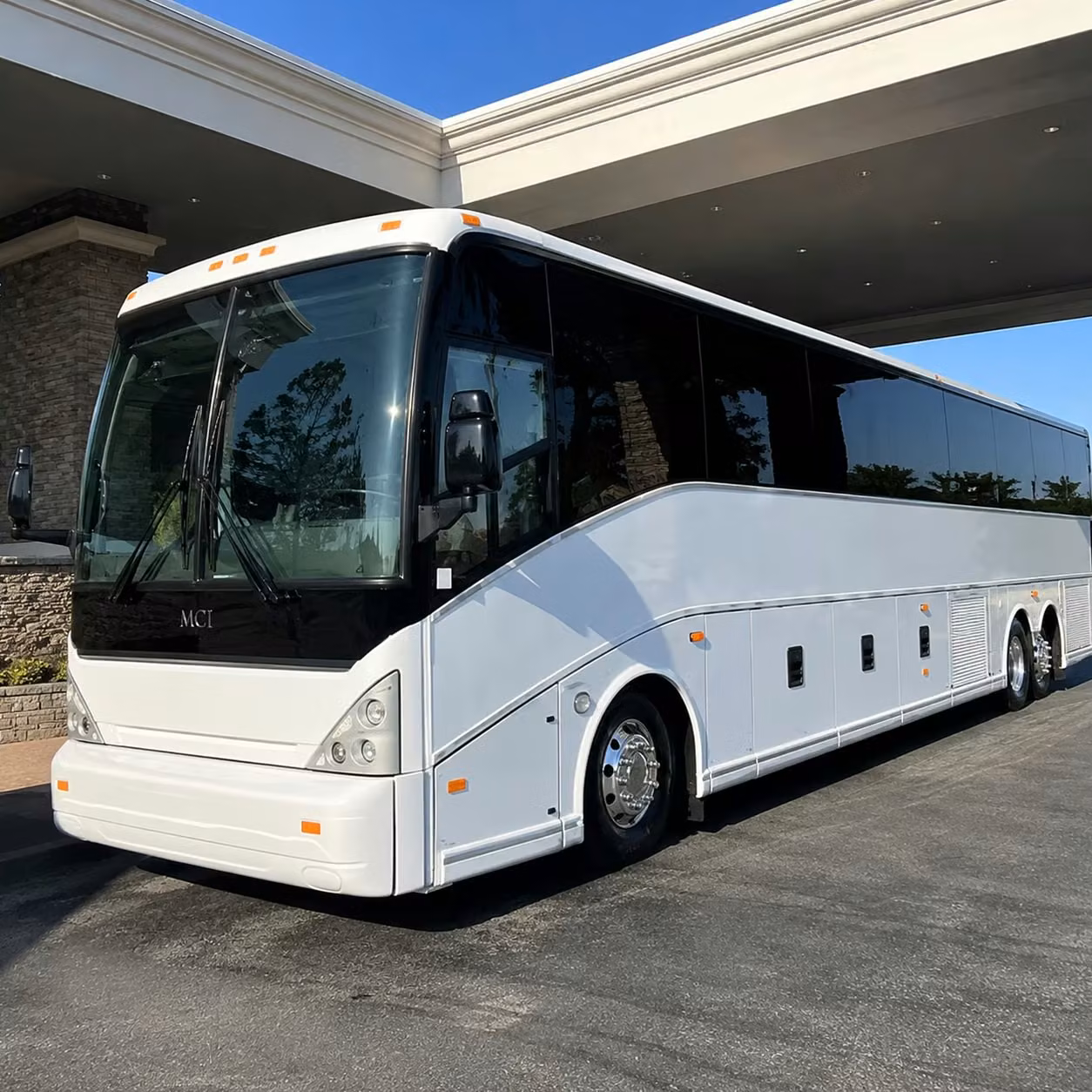 modesto cruise groups need airport transfers that connect to the port